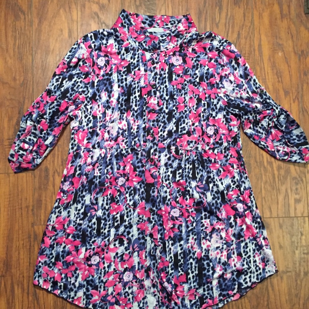 Valerie Stevens Floral Blouse